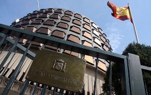 MANIFESTARSE CONTRA EL TRIBUNAL CONSTITUCIONAL