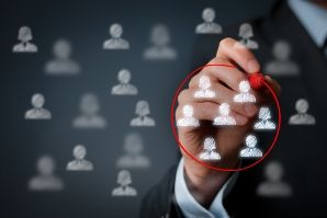 ¿Y SI HABLAMOS DE EMPLEO, DE EDUCACIÓN Y DE PENSIONES?