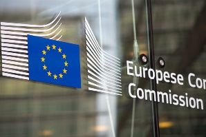 LA COMISIÓN EUROPEA DECIDE NO MULTAR A ESPAÑA Y PORTUGAL POR DÉFICIT EXCESIVO