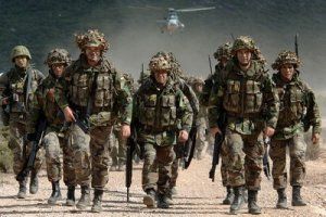 ¿INVERTIMOS MÁS EN DEFENSA O INVERTIMOS MÁS EN LA PAZ?