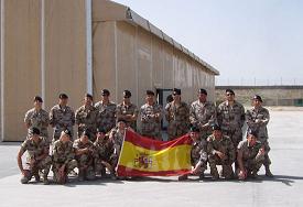 EL EJÉRCITO NO ES UNA INSTITUCIÓN
