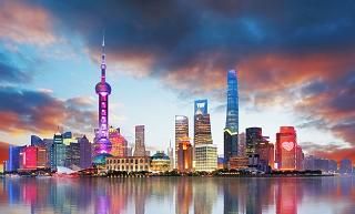 CHINA: LA AMBICIÓN PARADÓJICA DEL TIMONEL DEL SIGLO XXI