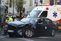 MUERTE Y SUFRIMIENTO EN LAS CARRETERAS