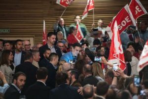 EL PSOE REFUERZA SU PODER