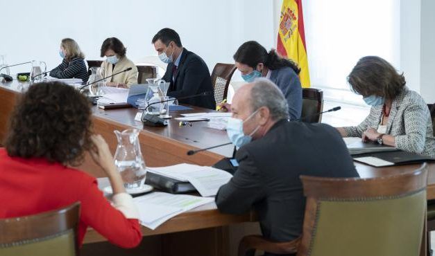 BALANCE FINAL DE UNA GRAN CRISIS II. ASPECTOS POLÍTICOS