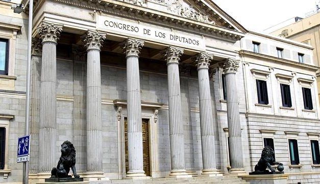 EL RUIDO DE SABLES COMO MEDIO DE PRESIÓN POLÍTICA