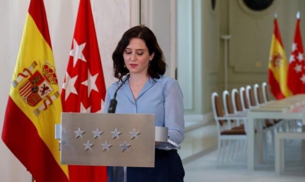 ISABEL DÍAZ AYUSO ASFIXIA A PABLO CASADO