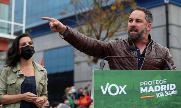 SÍ, VOX ES FASCISMO