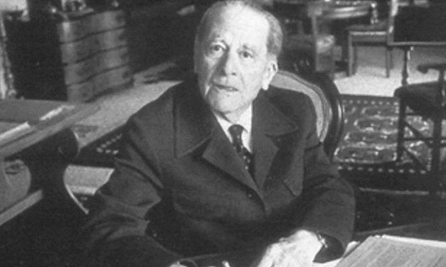 DE HANS KELSEN A CARL SCHMITT