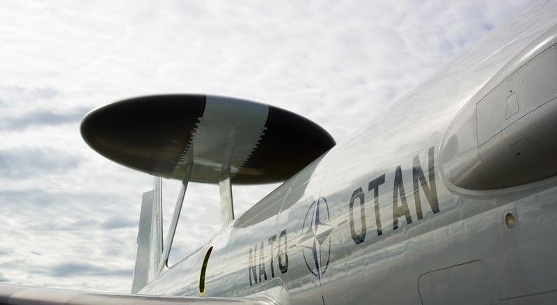 LA FRONTERA NORTE DE LA OTAN: EL FIN DE UNA NEUTRALIDAD SOBRE EL PAPEL