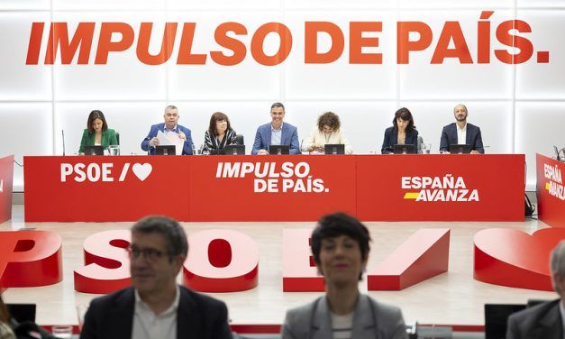 SÍ, MERECE LA PENA DEFENDER LA DEMOCRACIA