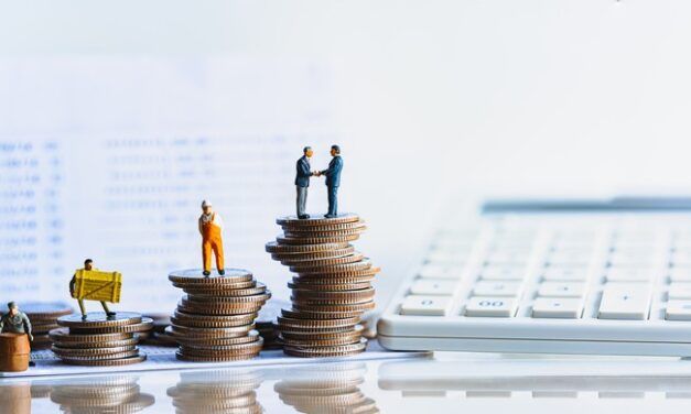LAS RENTAS DEL TRABAJO DISMINUYEN Y CRECEN LAS DESIGUALDADES
