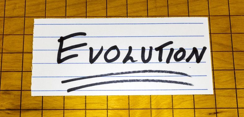 CREACIÓN, EVOLUCIÓN Y GOBIERNOS COMO DIOS MANDA