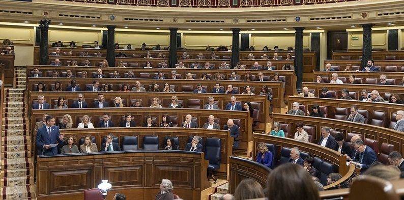 LAS DERECHAS NO PUEDEN IMPEDIR LA SUBIDA DE LAS PENSIONES Y LA PRÓRROGA DEL ESCUDO SOCIAL