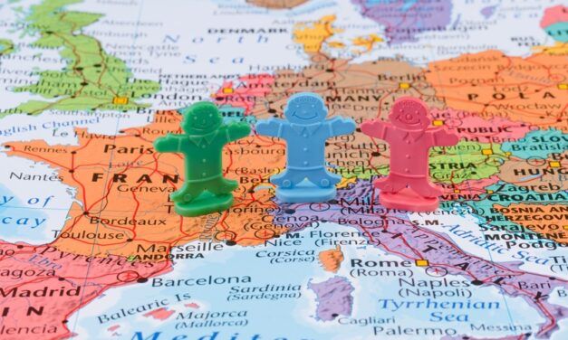 LA CARTA DE LOS DERECHOS FUNDAMENTALES DE LA UNION EUROPEA