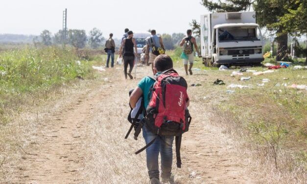MIGRACIONES INTERNACIONALES Y MENAS EN UN MUNDO A DOS VELOCIDADES