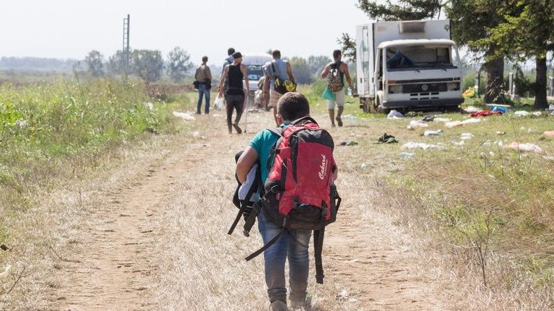 MIGRACIONES INTERNACIONALES Y MENAS EN UN MUNDO A DOS VELOCIDADES