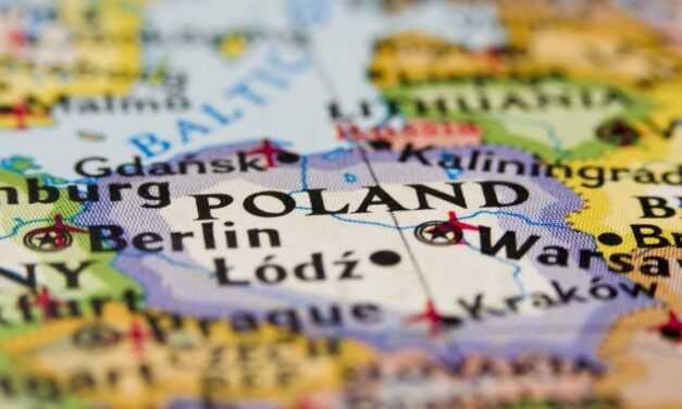 POLONIA: CLAVE DE LA NUEVA ARQUITECTURA MILITAR EUROPEA