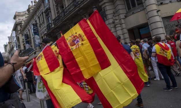 ¿NÚÑEZ FEIJÓO Y SUS CINCUENTA MIL MANIFESTANTES SABEN LO QUE ES LA DEMOCRACIA REPRESENTATIVA?