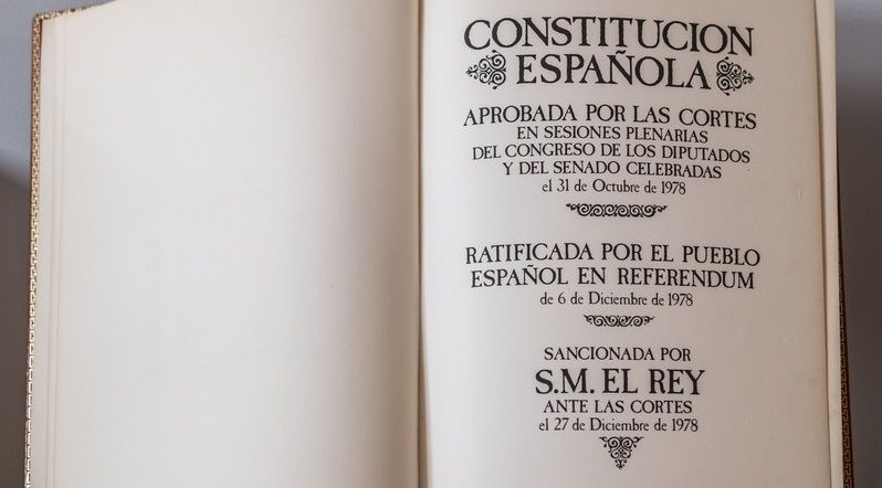 LA SENTENCIA DEL TRIBUNAL CONSTITUCIONAL SOBRE LA LEY DE AMNISTÍA. UNA SENTENCIA PARA DEFENDER LA CONSTITUCIÓN FRENTE A LA MANIPULACIÓN DE LAS DERECHAS