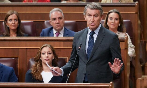 EL PARTIDO POPULAR, ENFEUDADO A VOX