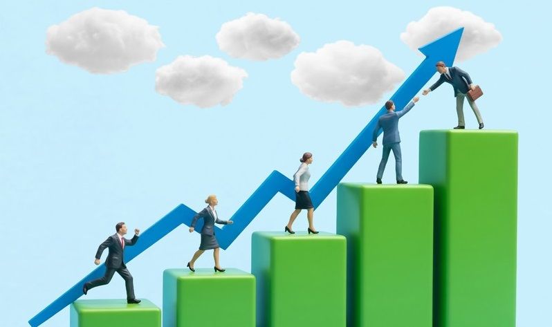 UN ROBUSTO CRECIMIENTO DE LA ECONOMÍA ESPAÑOLA CON DATOS DE EMPLEO MUY POSITIVOS