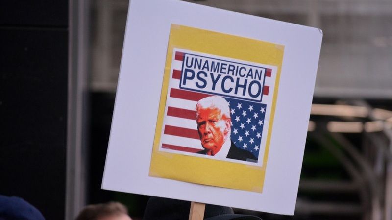 LA ADMINISTRACIÓN TRUMP SE APUNTA A LOS CRÍMENES DE GUERRA