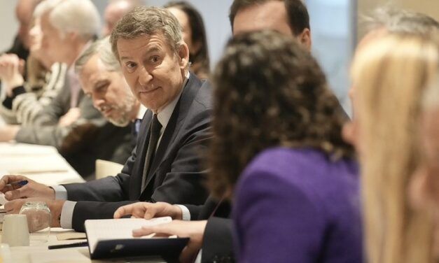LAS NUEVAS OCURRENCIAS CONSTITUCIONALES DE NÚÑEZ FEIJÓO Y EL TRASFONDO DE CONFRONTACIÓN QUE DENOTAN