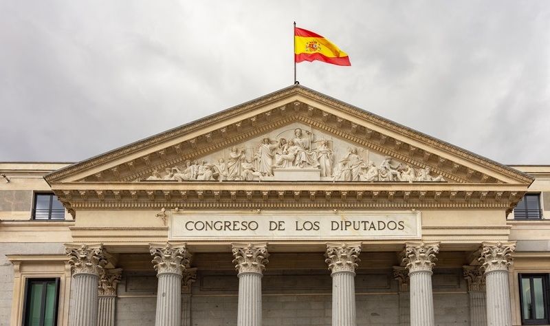LA TRANSFORMACIÓN DE LOS SISTEMAS DE PARTIDOS EN EUROPA