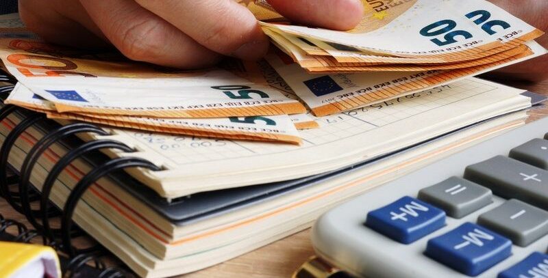 MÁS EMPLEO QUE NUNCA, PERO LOS SALARIOS SIGUEN ESTANCADOS