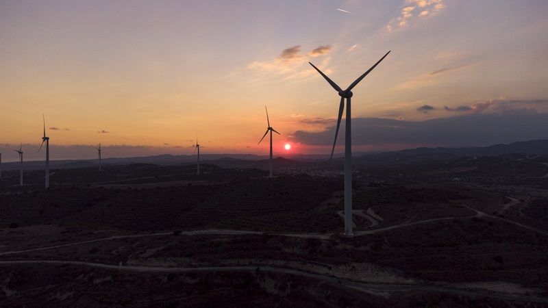 ESPAÑA ANTE LOS RETOS ENERGÉTICOS