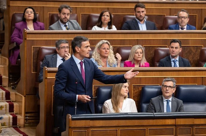 RAZONES PARA TERMINAR ESTA LEGISLATURA, Y OTRA MÁS