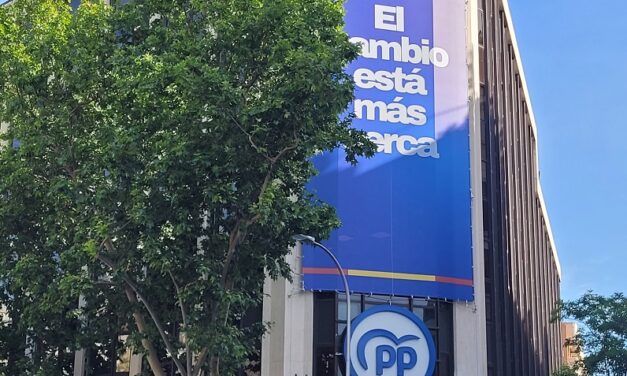 EL ESLOGAN DEL PP EN GÉNOVA 13 O SE ACERCA EL INVIERNO
