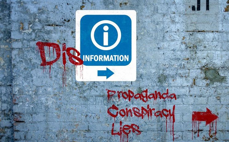 LA POLÍTICA COMO PRINCIPAL ESCENARIO DE DESINFORMACIÓN