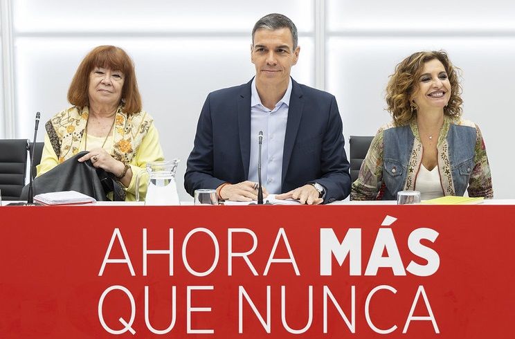 EL PERTURBADOR MOMENTO POLÍTICO QUE VIVIMOS