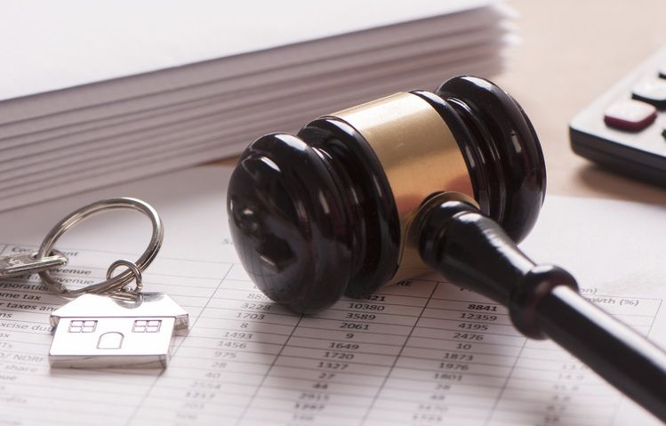 EL PERMANENTE CONFLICTO DE LA VIVIENDA
