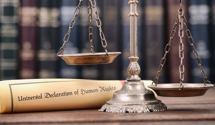 IGUALES EN DERECHOS, DESIGUALDADES EN OPORTUNIDADES